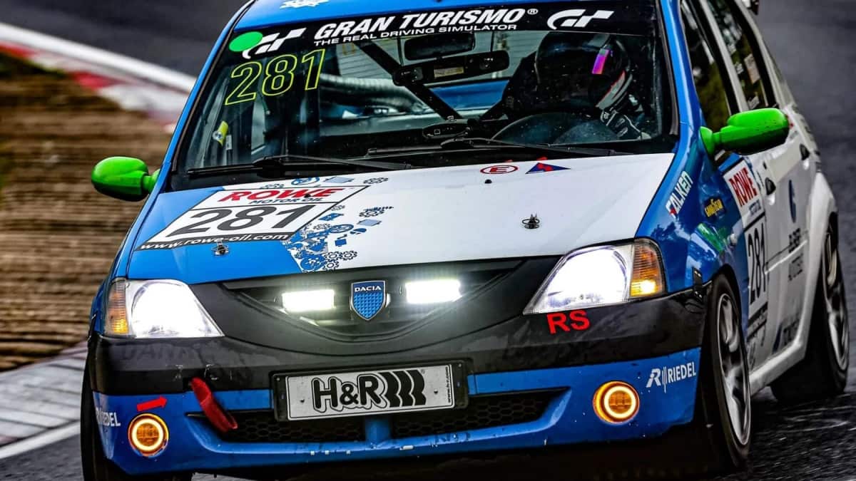 DACIA LOGAN